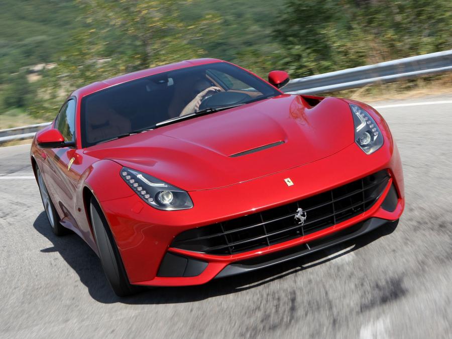  Ferrari F12berlinetta 2012 года  (фото 33 из 104)